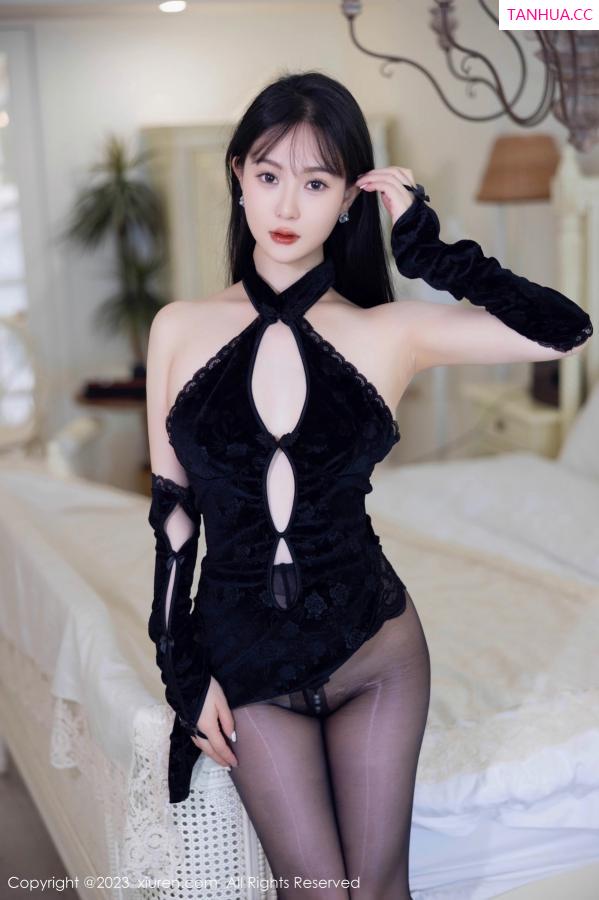   [XiuRen]高清写真图 2023.06.19 No.6943 柚琪Rich 黑丝美臀第3张图片